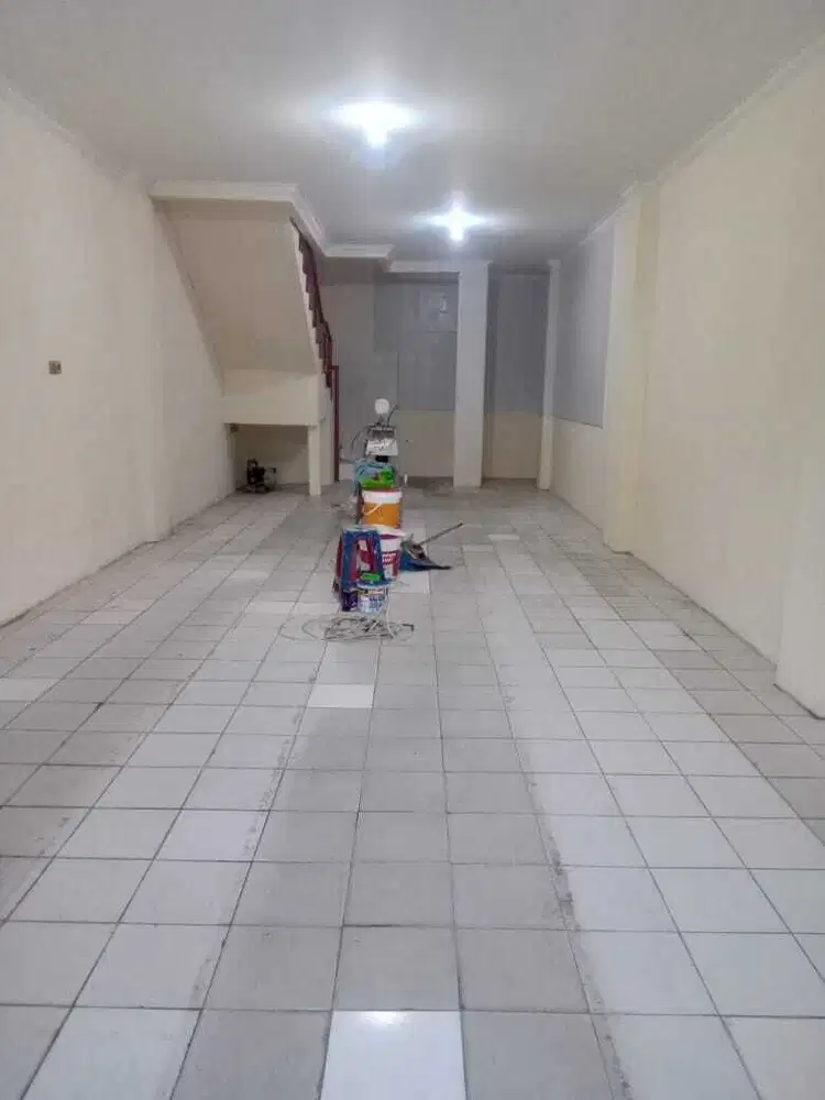 dijual ruko 4.5 lantai Jln kramat jaya jakarta utara