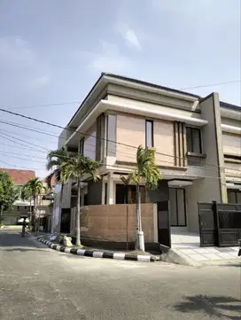 Rumah baru 2 lantai Sutorejo prima Surabaya timur