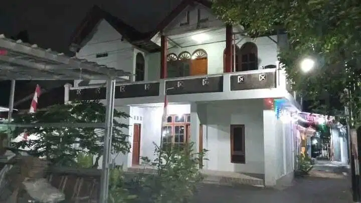 Tanah dan bangunan rumah 2 lantai jln palagan KM 9