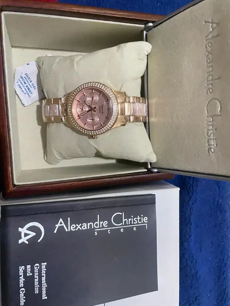 jam Alexandre Christie