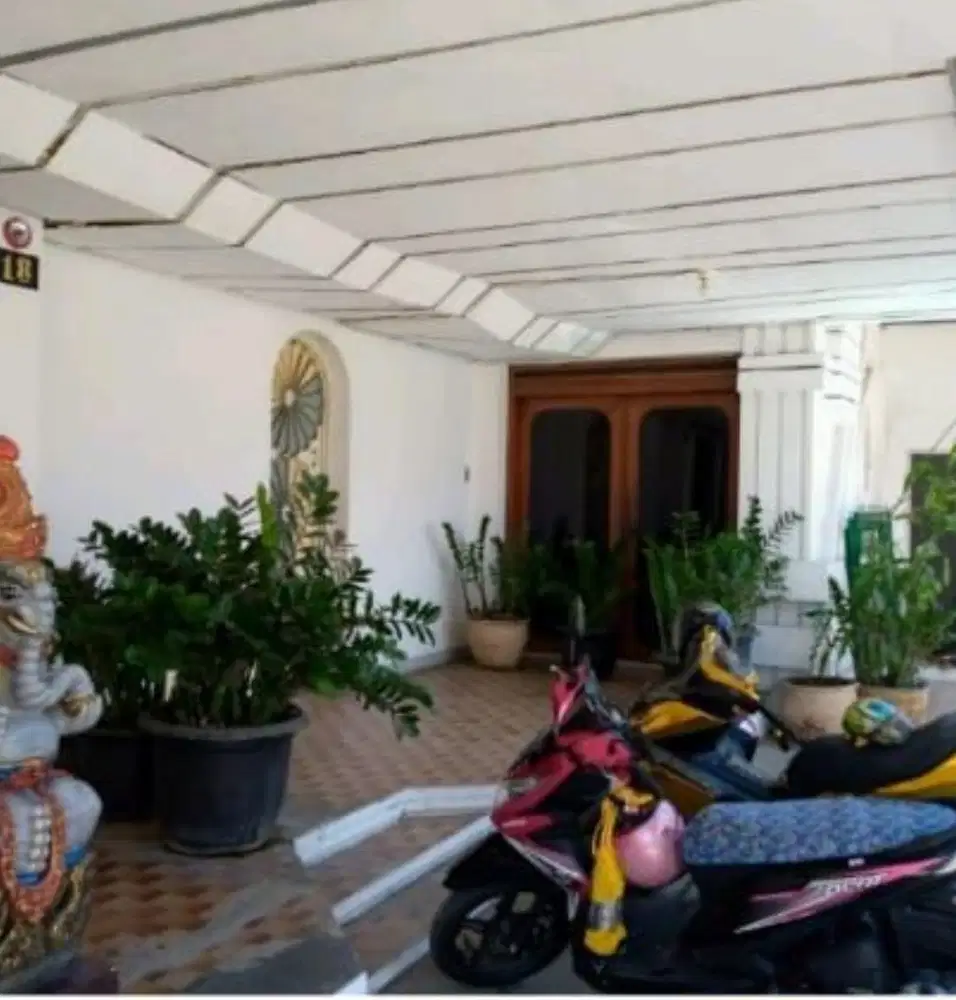 DIJUAL RUMAH MURAH  LOKASI STRATEGIS DI JL SUNDA  LENGKONG BANDUNG