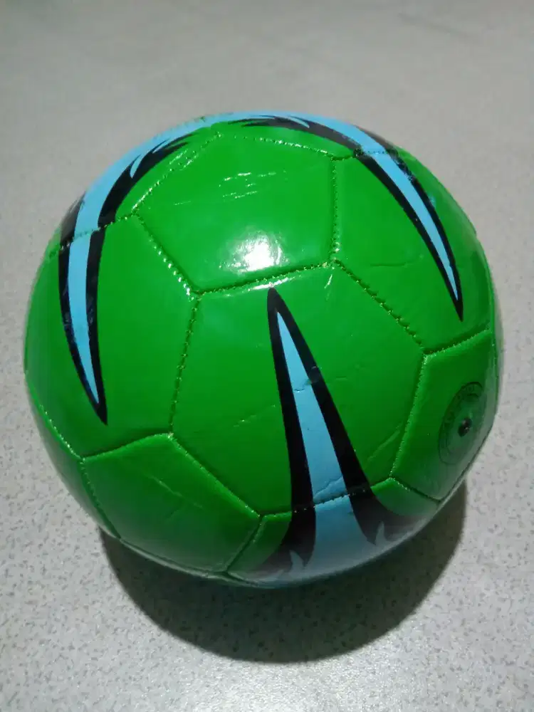 Bola Sepak uk.5 (hijau)