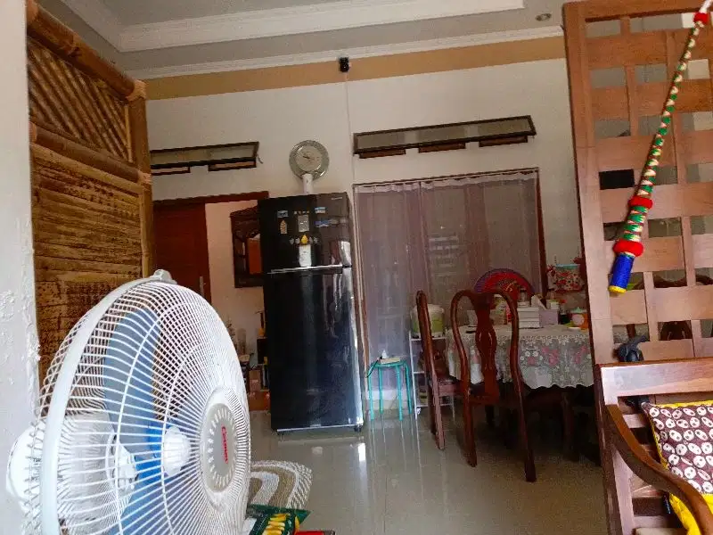 RUMAH JL PALAGAN.HOTEL HYATT