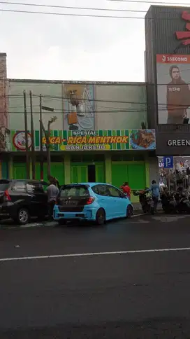 Dijual Toko + Rumah Di Poros Jalan Madiun Dekat Alun-Alun