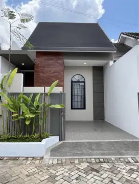 Dijual Cepat Rumah Tropical House Full Furnish di Bandulan Kota Malang