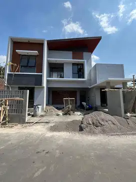 Rumah BARU MEWAH 2 Lantai di Tlogoadi Mlati dkt Jombor/Kampus UTY