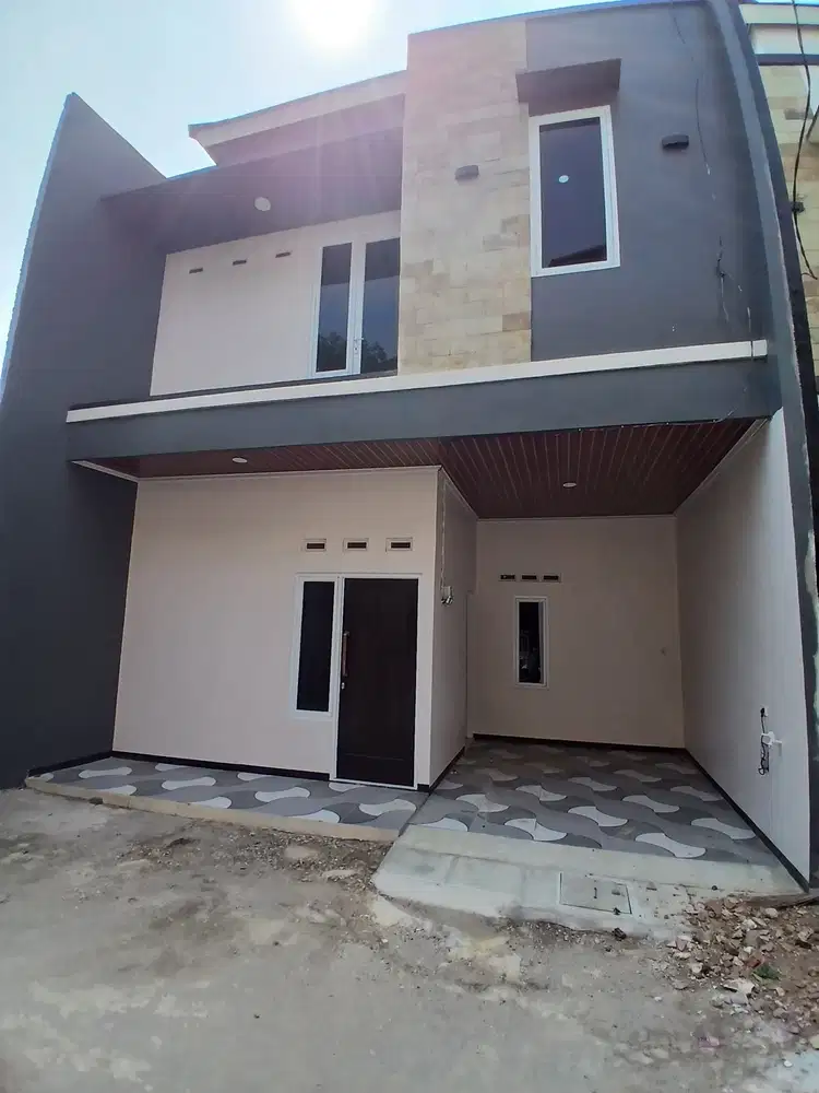 Rumah baru  pondok gede  lubang buaya Bambu apus 2kt 2km shm imb