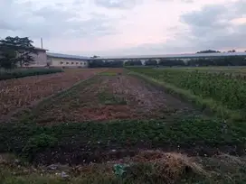 Tanah zona kuning dekat Solobaru lingkungan industri