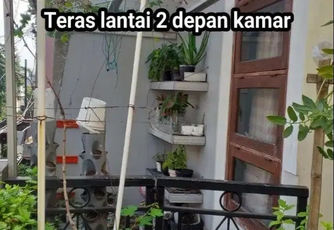 Jual Rumah Second Terawat di area Semolowaru, Surabaya