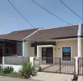 Rumah Minimalis Komplek Taman Kopo Katapang