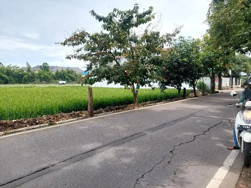 Tanah jarang ada, 150 mtr ke campus UIN Cimemcrang