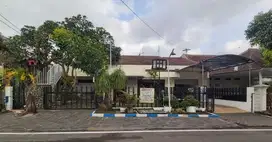 Rumah Strategis Jalan Sarangan Malang Cocok Untuk Cafe