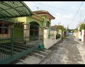Di jual dekat superindo adi sucipto -JIH