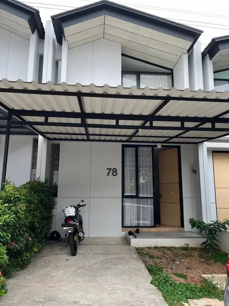 Disewakan Rumah Hanya 38 Juta/Tahun, Cluster Uptown Lippo Cikarang