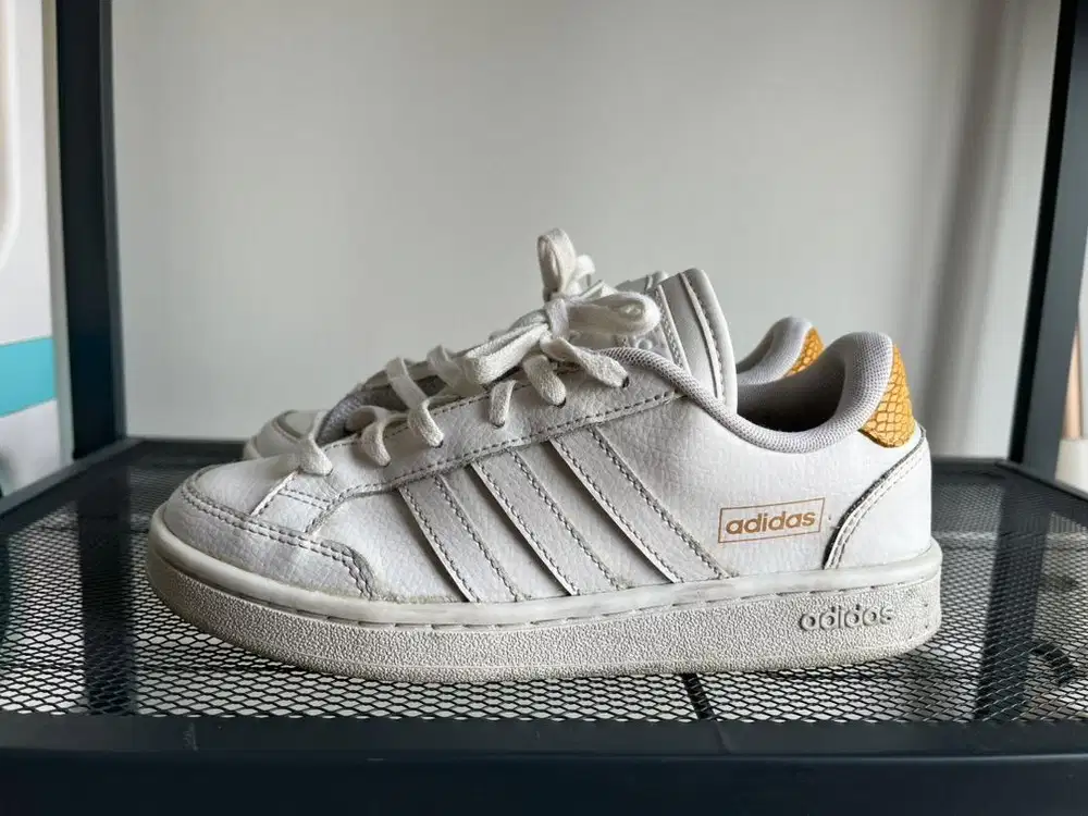 Adidas Grand Court SE