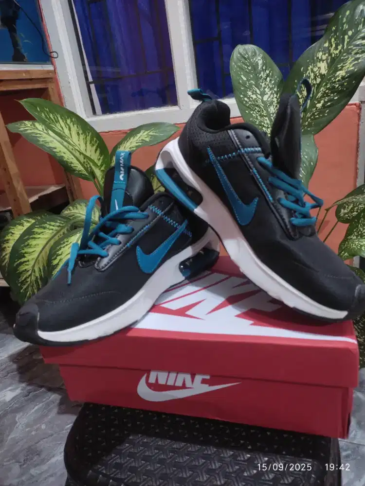 Sepatu runing high Quality