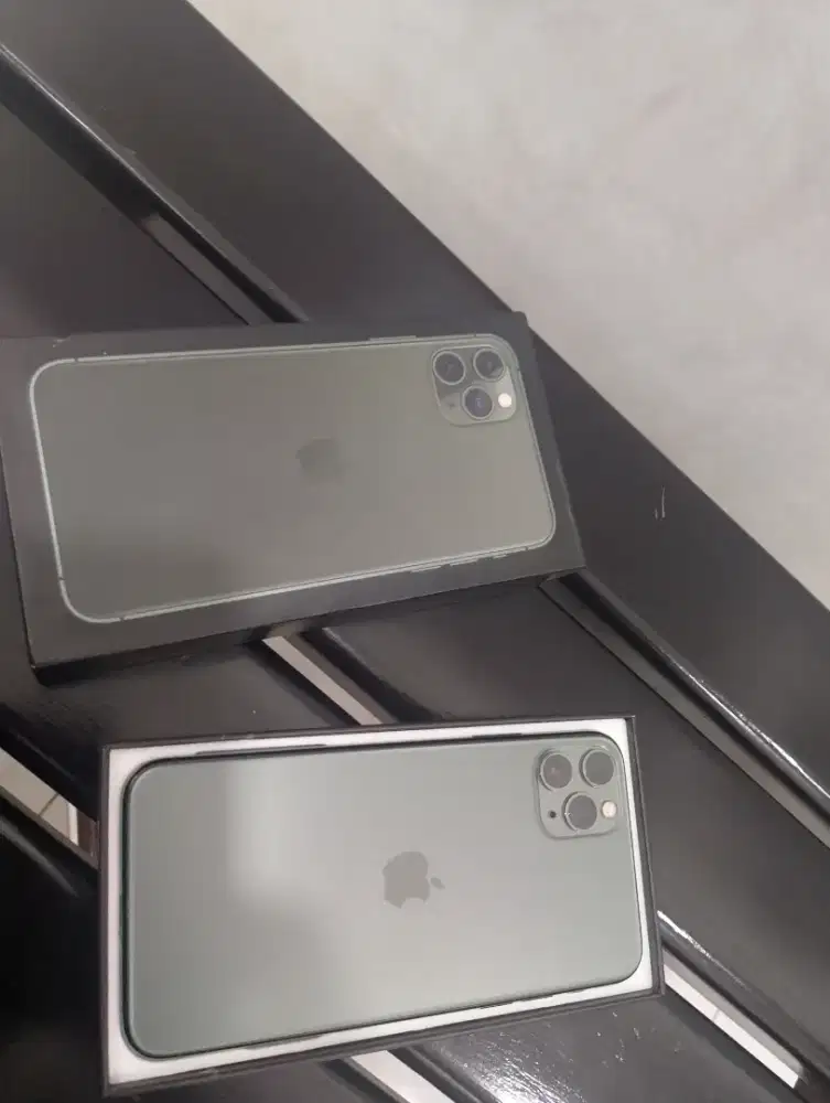 Iphone 11 pro max 256gb sebagian apple