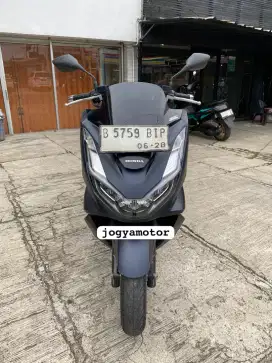 Honda PCX 160 ABS Tahun 2023
