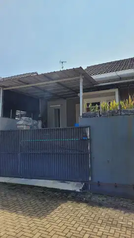 Rumah daerah Cicaheum dekat ke Antapani dan Arcamanik Take over kredit