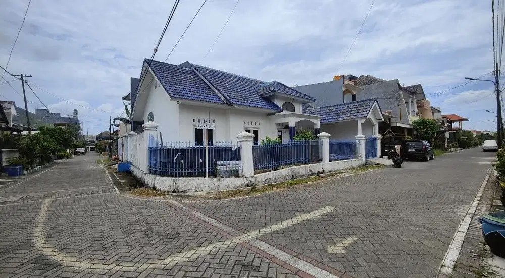 Jual Cepat, Dibawah Pasaran Rumah Hook Hanya Hitung Tanah di Surabaya