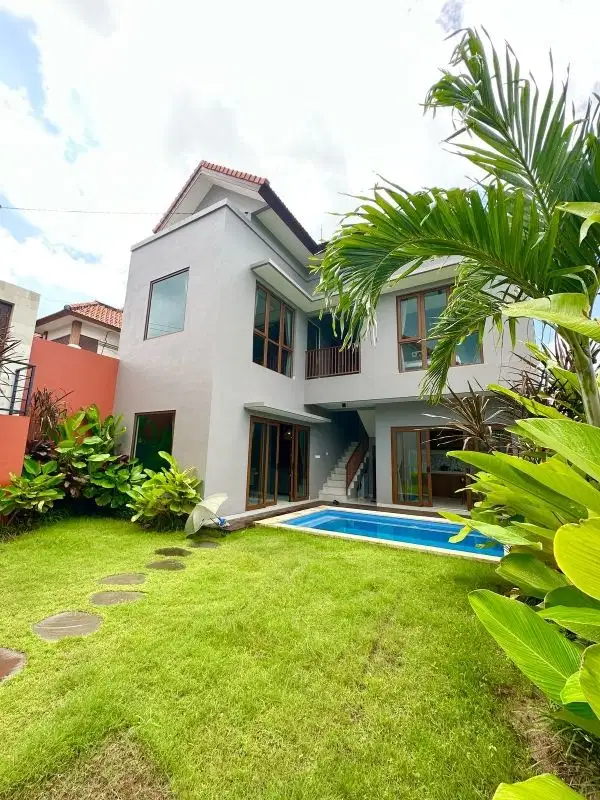 Villa Dharmawangsa Kuta Selatan Badung