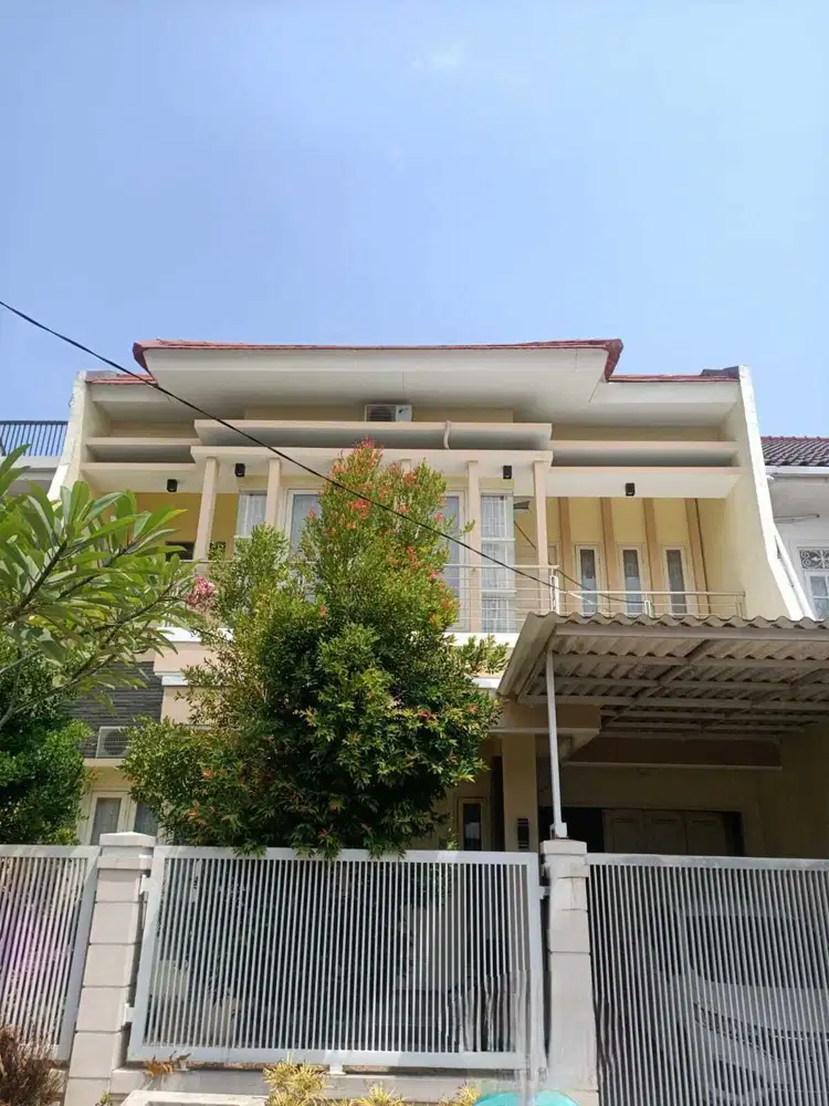 Dijual Rumah 2 Lantai Siap Huni Sidosermo PDK Minimalis dekat UBAYA ok