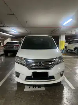 Nissan Serena 2014 Bensin
