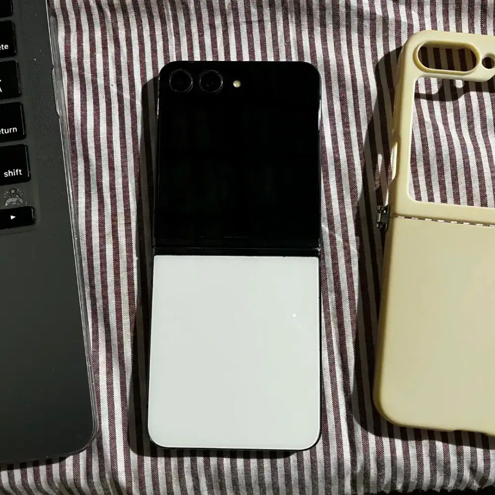 Samsung galaxy Flip 5, 8/512 spek tertinggi fullset indo