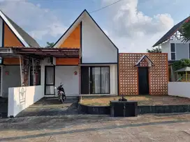 Rumah di Untung Suropati Semarang