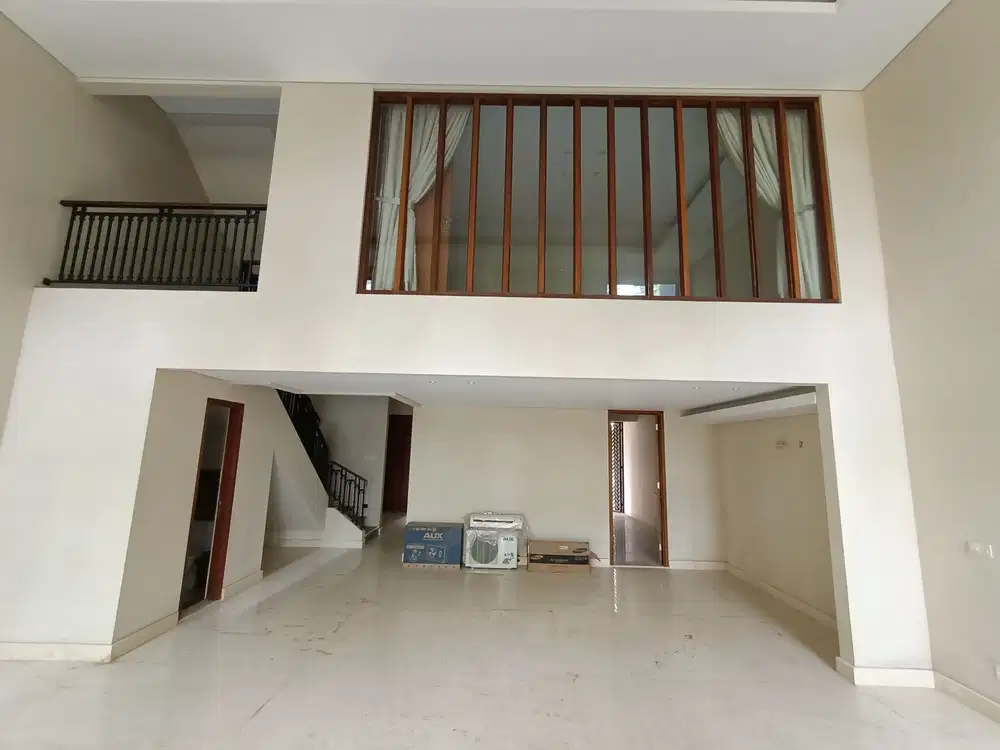 Dijual Rumah Town House Resort Mediterania Pantai Indah Kapuk