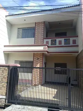 Rumah Siap Huni Batu Indah Batununggal Bandung Dekat Ke Jalan Raya