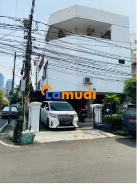 Jual cepat kantor 3 lantai, hook strategis kwitang senen jakarta pusat