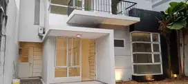 Dijual rumah dekat Mall Living World kota wisata cibubur