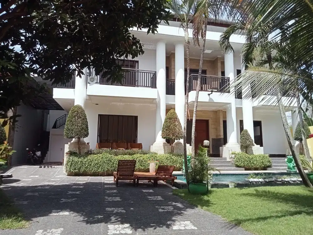 dijual villa lantai 2 view GWK lokasi jimbaran