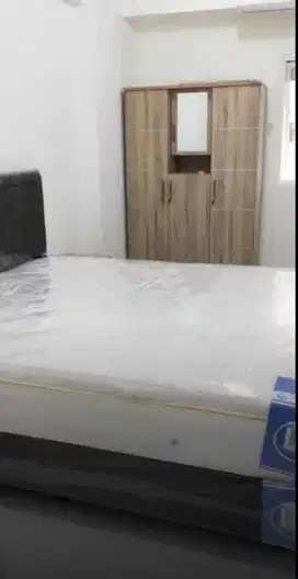 Disewakan Unit Apartemen Puncak Dharmahusada 3BR Tinggal Bawa Koper