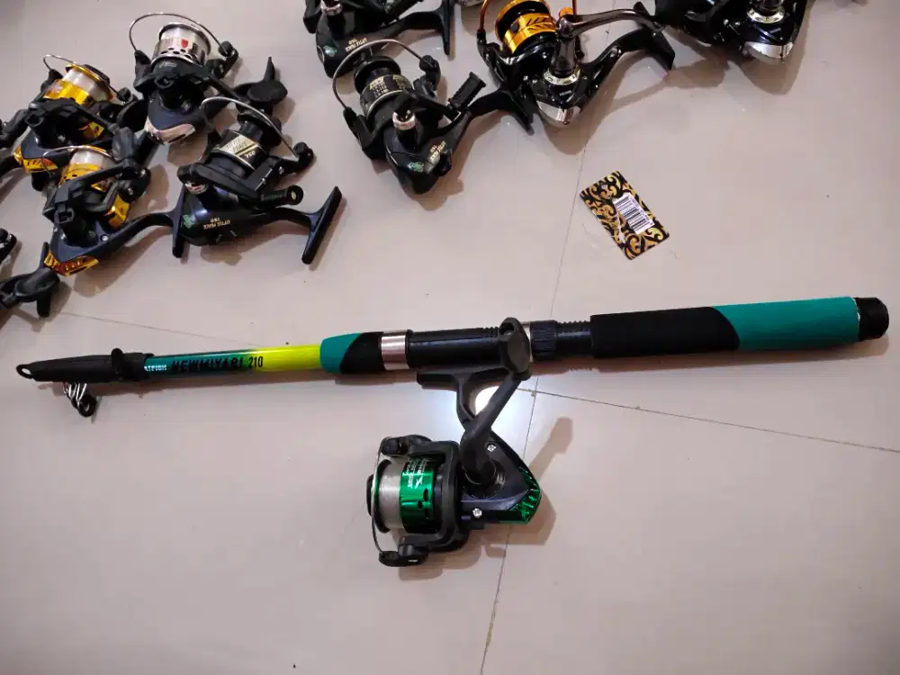 Joran pancing 2.10meter Set Reel Atom kecil benang