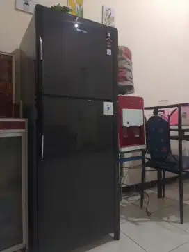 Djual kulkas Politron 2 pintu