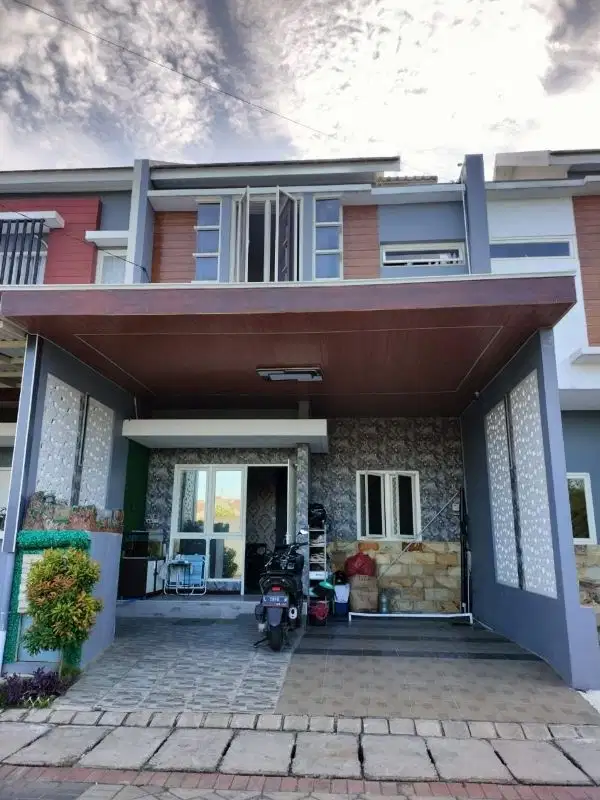 Nego | Rumah Villa Eidelweis Pandugo Rungkut Minimalis dkt Baruk Merr