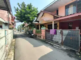 Tanah dam bangunan sangat strategis dan premium.jln kaki ke Ugm