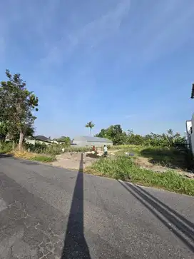 Tanah sangat strategis selatan jalan damai cocok hunian