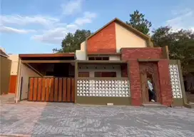 Hunian desain bangunan klasik komplek perumahan Kartasura