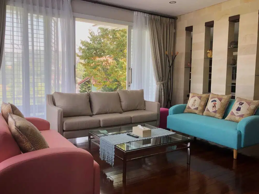 (SALE) RUMAH RESORT DAGO PAKAR, BANDUNG, VIEW KOTA, FULL FURNISHED