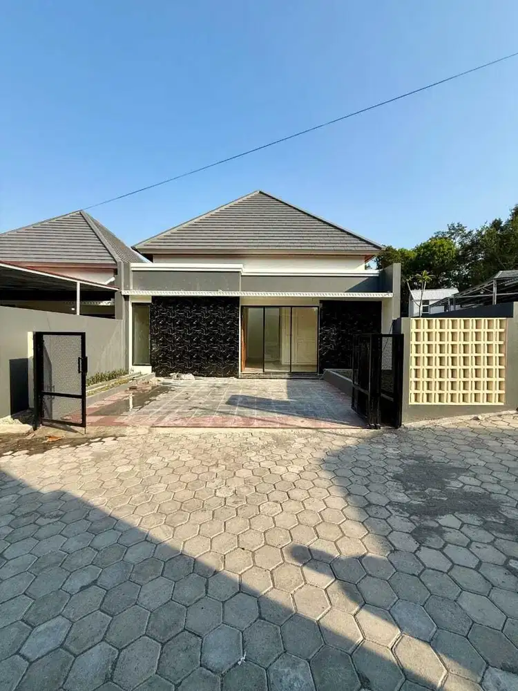 dijual rumah di sleman dekat kampus uii di jalan kaliurang km 11