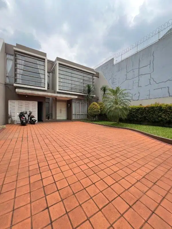 Dijual rumah bagus harga maknyus at Cilandak Jakarta Selatan