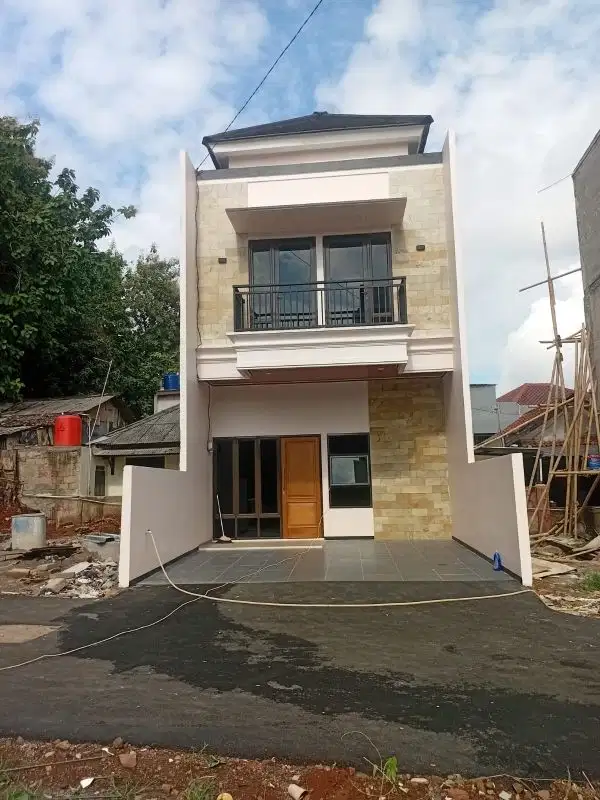 Rumah cash kpr 3 kamar tidur 2 kamar mandi 2 lantai jakarta
