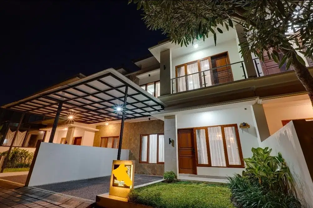 dijual villa lantai 2 seminyak