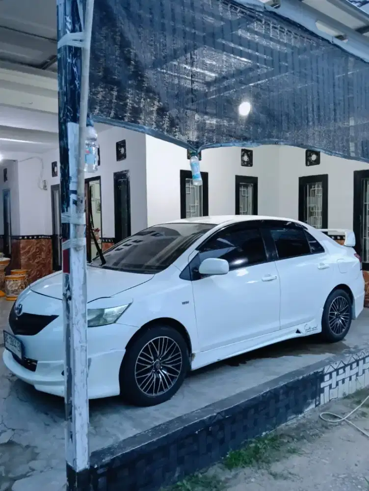 DIJUAL CEPAT  toyota vios 2012