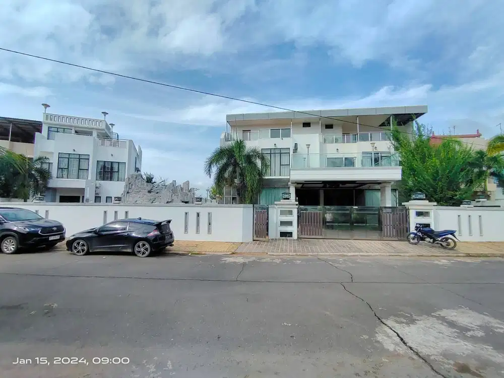 Jual Villa Coastarina Batam Center | Bisa Parkir Yatch / Jeysky