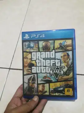 Kaset ori PS4 GTA v normal mulus lengkap poris cipondoh