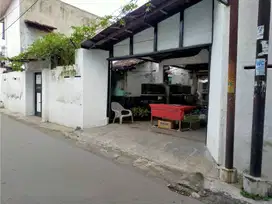 Tanah dan bangunan harga ciamik kawasan Kampung Batik Laweyan